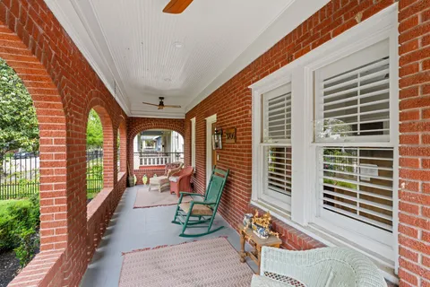 $875,000 | 3206 Morrison Street, Houston, TX 77009
