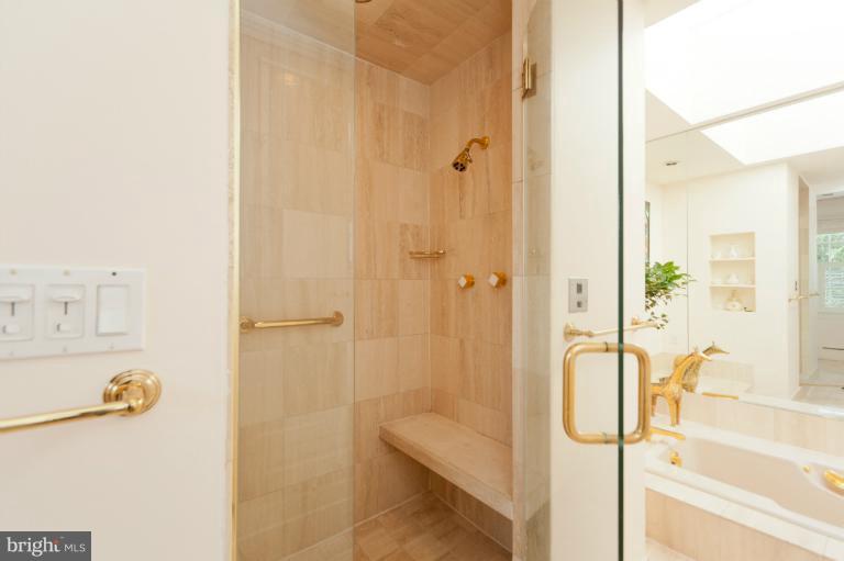 3122 N Street Northwest Washington, DC 20007 - Photo 13 of 19 a bathroom with a shower