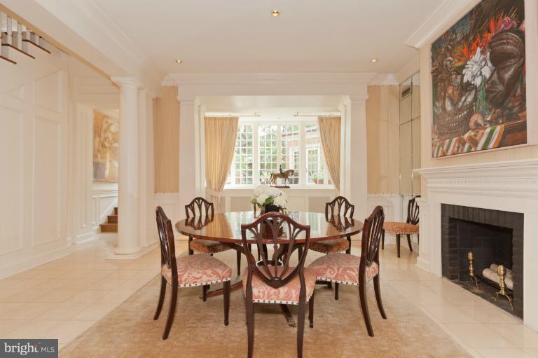 3122 N Street Northwest Washington, DC 20007 - Photo 4 of 19 a dining room with furniture and window