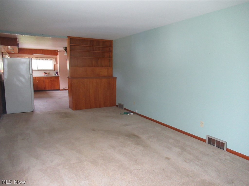 445 West Pidgeon Road Salem, OH 44460 - Photo 4 of 16 Gallery Image 4