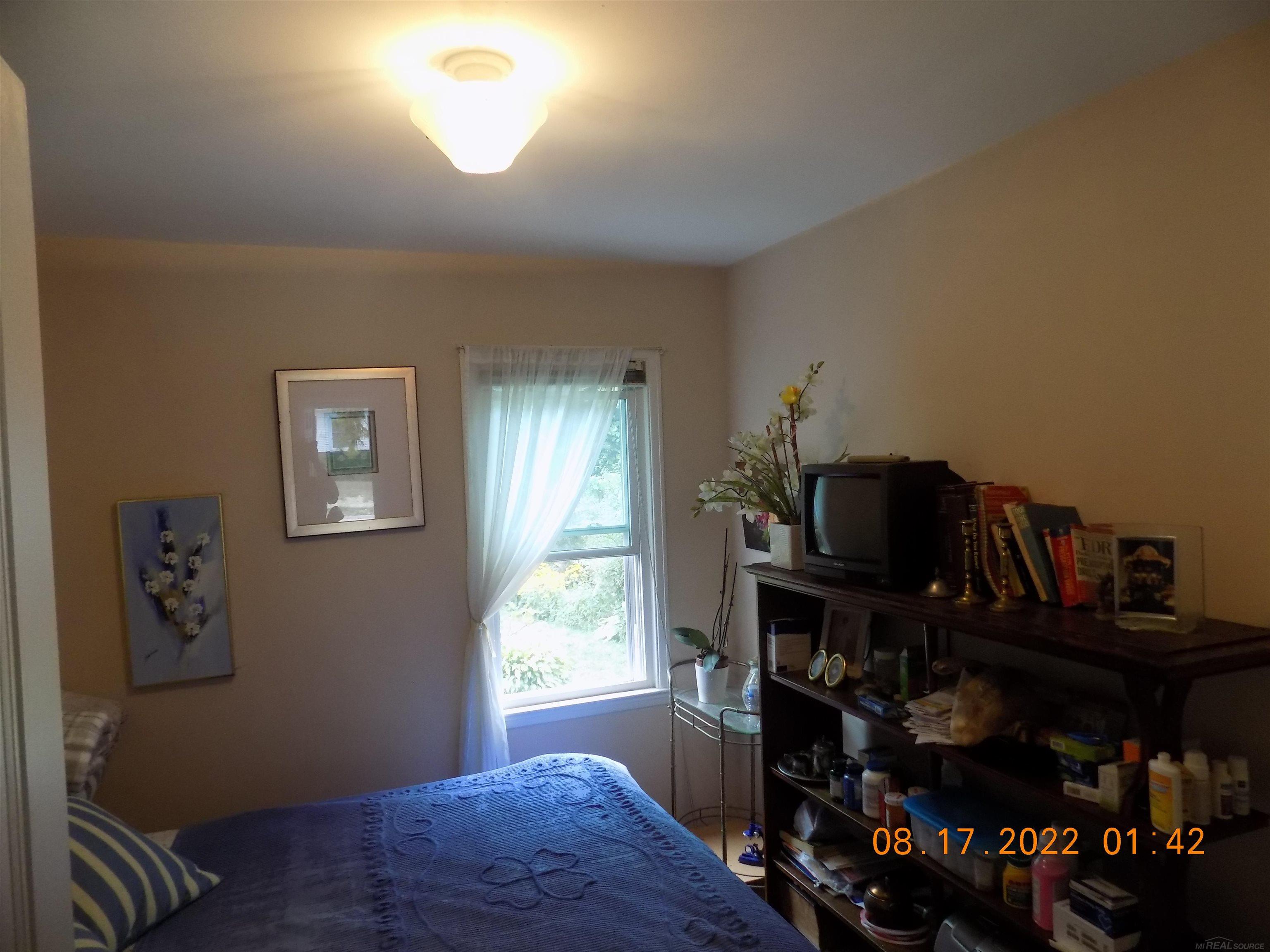 17140 Sioux Street Detroit, MI 48224 - Photo 7 of 19