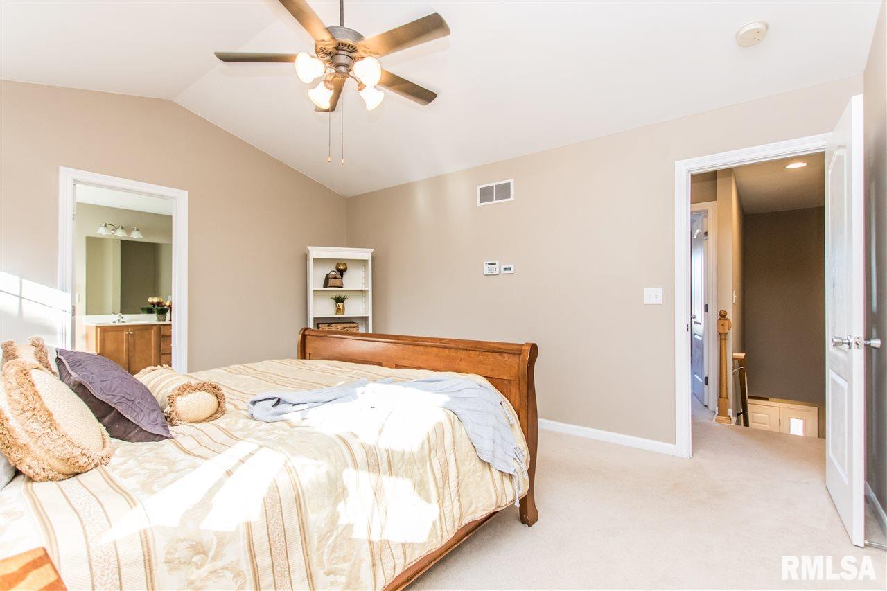 5802 Charleston Road Peoria, IL 61607 - Photo 19 of 35