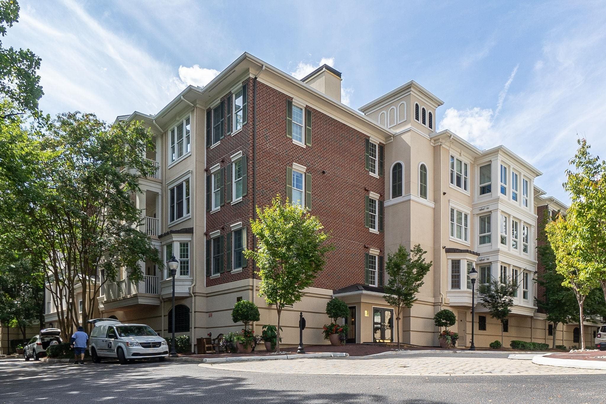 2813 Market Bridge Lane, Unit 103 Raleigh, NC 27608 - Photo 26 of 26 Photo 27