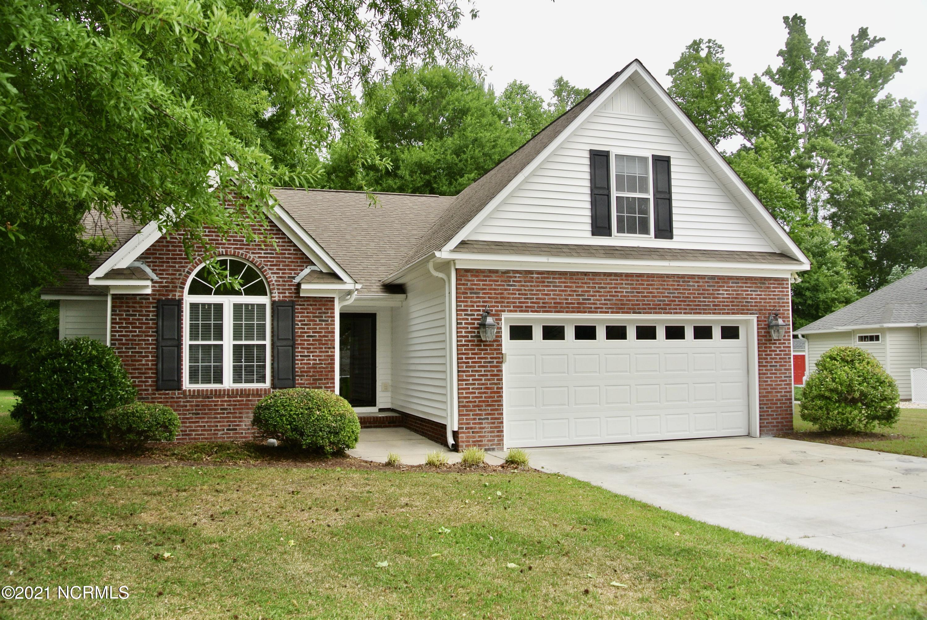 440 Neuchatel Road New Bern, NC 28562 - Photo 1 of 32 DSC_3540