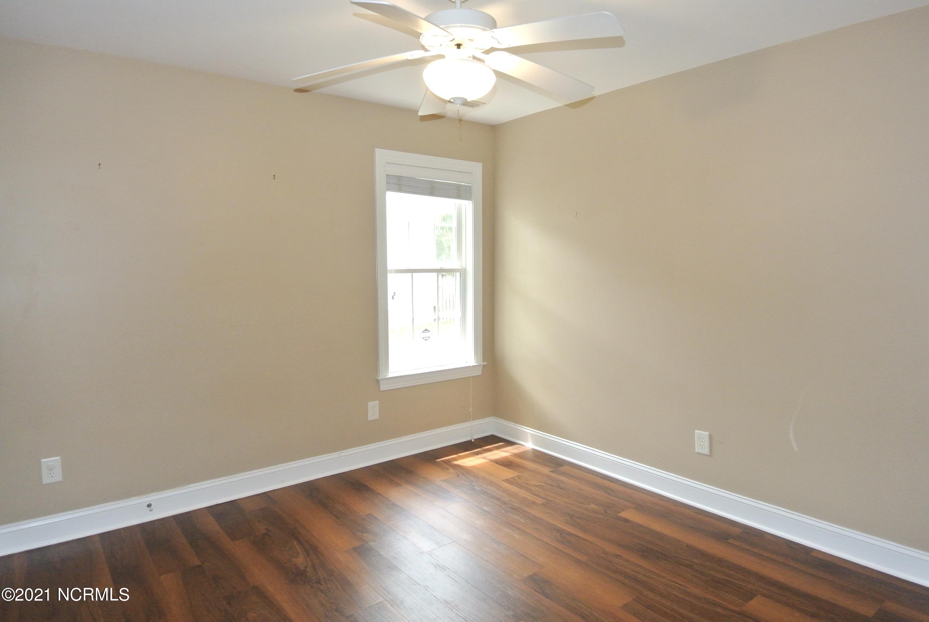 440 Neuchatel Road New Bern, NC 28562 - Photo 24 of 32 Bedroom #3