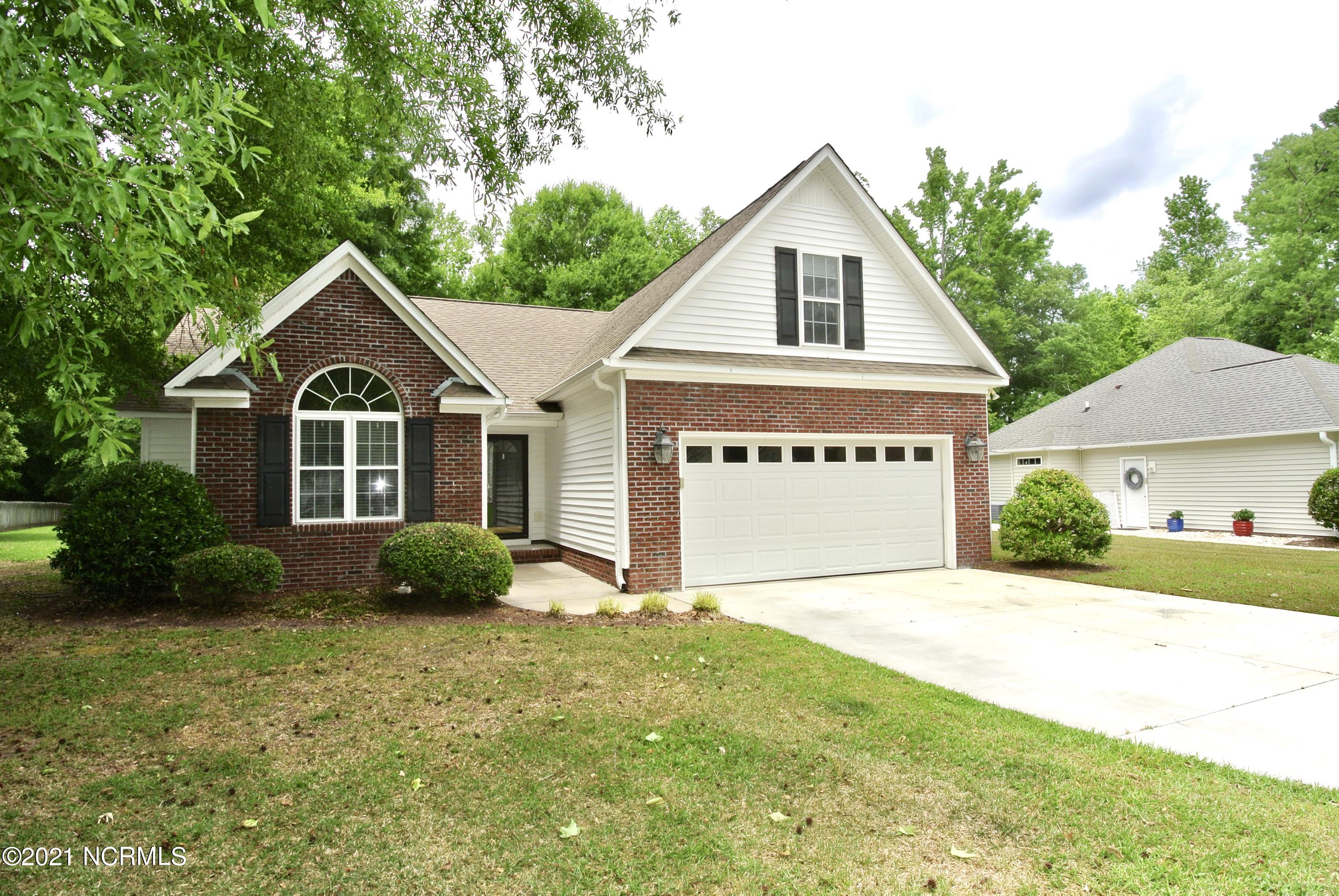 440 Neuchatel Road New Bern, NC 28562 - Photo 3 of 32 DSC_3552