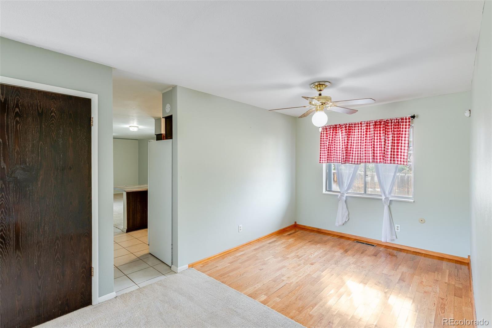 2573 South Rifle Street Aurora, CO 80013 - Photo 4 of 19