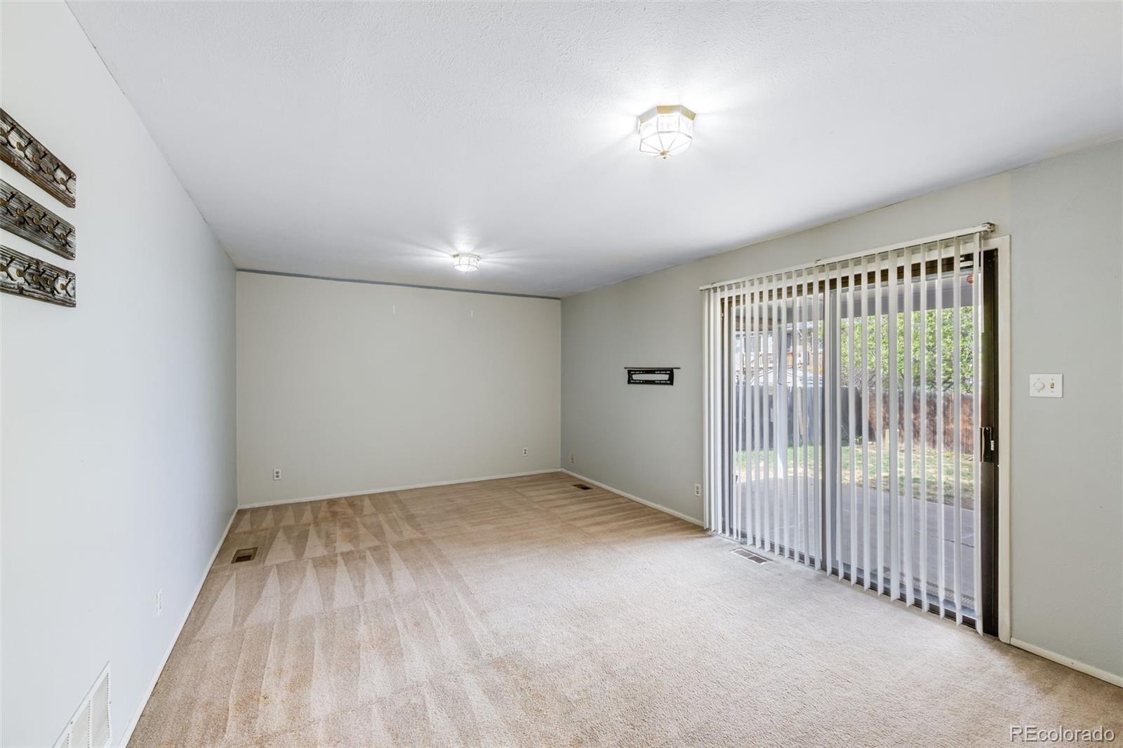 2573 South Rifle Street Aurora, CO 80013 - Photo 10 of 19