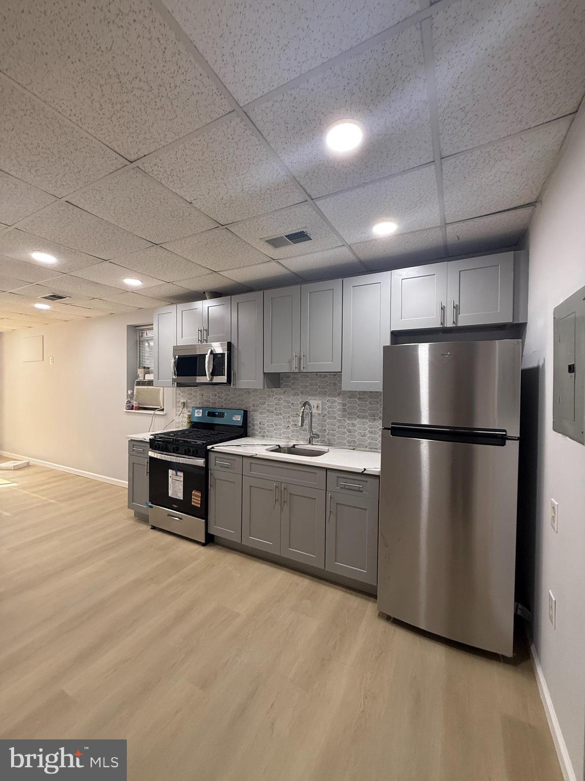 512 South 5th Street, Unit 3 Philadelphia, PA 19147 - Photo 5 of 13