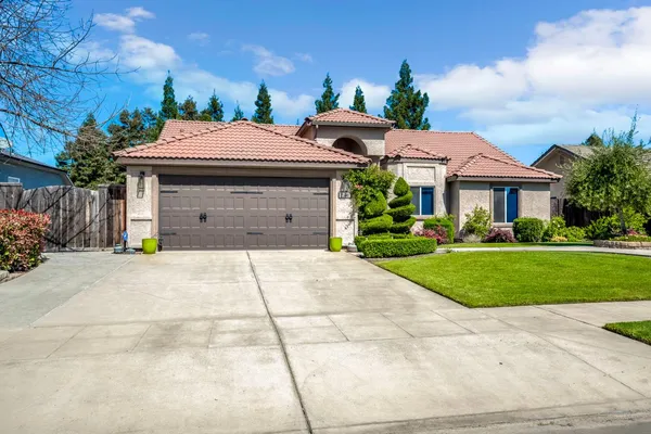 $500,000 | 2361 Cromwell Avenue, Clovis, CA 93611