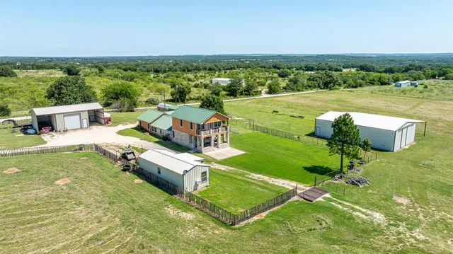 $999,000 | 2440 County Road 243, Hico, TX 76457