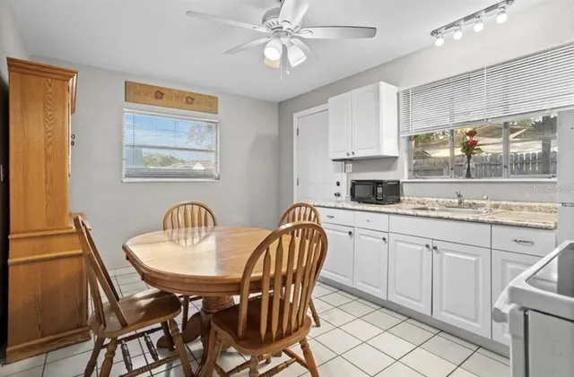 $1,600 | 5005 9th Avenue South, Gulfport, FL 33707