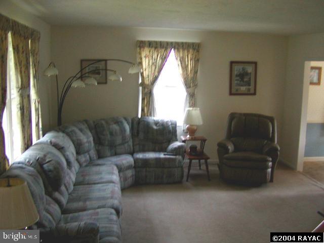 685 Academy Road York, PA 17406 - Photo 6 of 9 Gallery Image 6