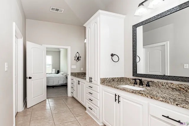 $430,000 | 3624 Cruden Bay Drive, Zachary, LA 70791