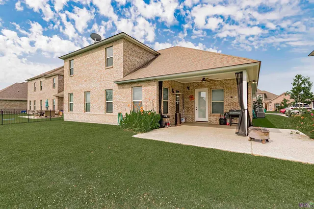 $430,000 | 3624 Cruden Bay Drive, Zachary, LA 70791