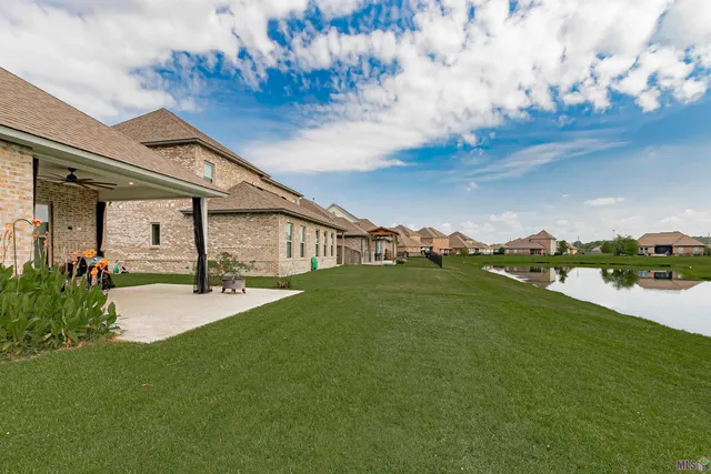 $430,000 | 3624 Cruden Bay Drive, Zachary, LA 70791