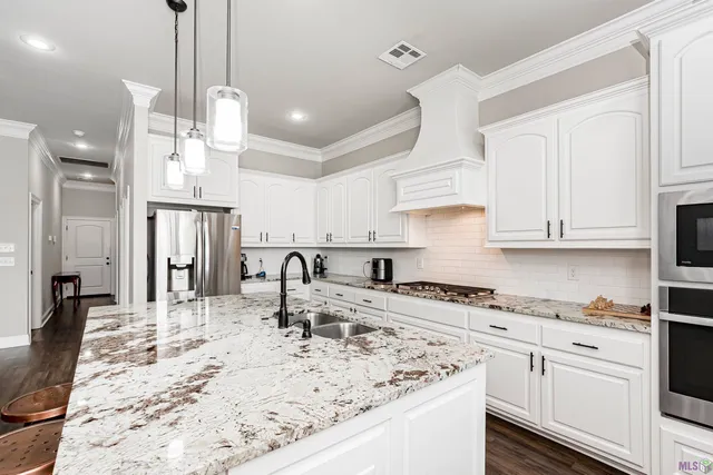 $430,000 | 3624 Cruden Bay Drive, Zachary, LA 70791