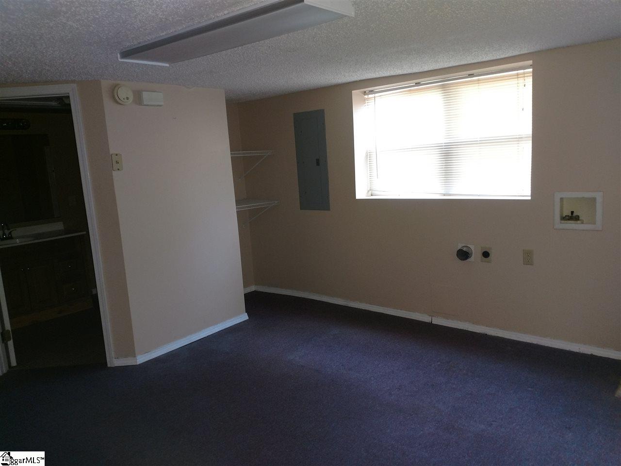902 Chick Springs Road Taylors, SC 29687 - Photo 12 of 15 Gallery Image 12