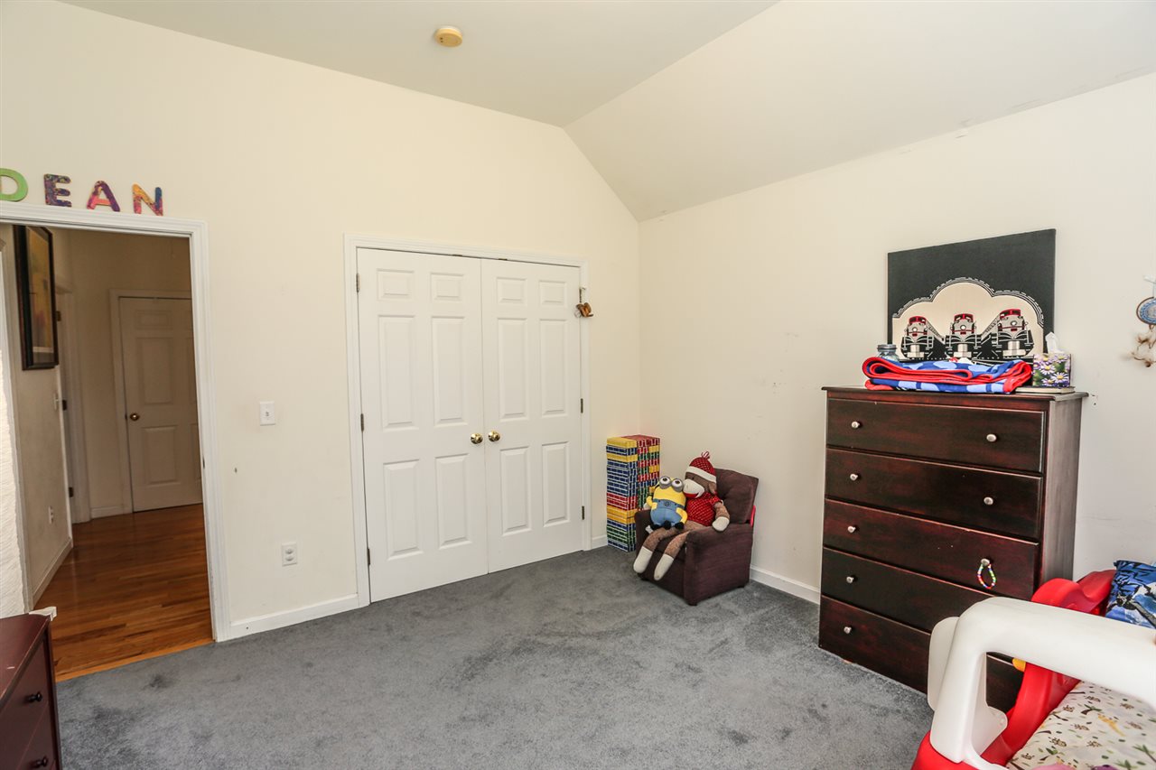 10 Oaklands Road Exeter, NH 03833 - Photo 22 of 38