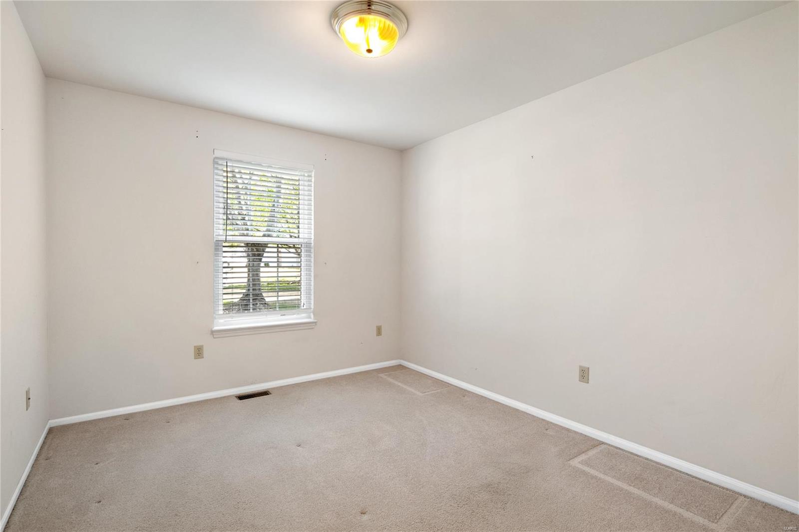 535 Steepleton Court Ballwin, MO 63021 - Photo 25 of 40 Gallery Image 25