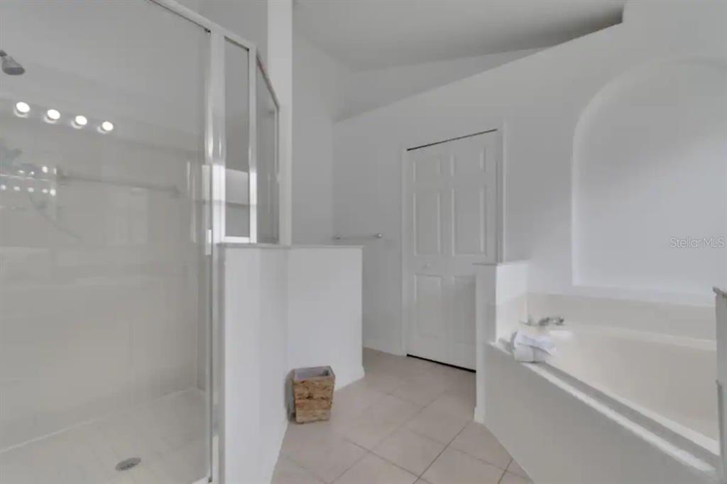 2665 Oneida Loop Kissimmee, FL 34747 - Photo 21 of 32 Gallery Image 21