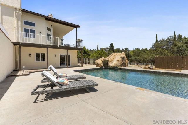 $1,325,000 | 2047 Via Del Torrie, Alpine, CA 91901