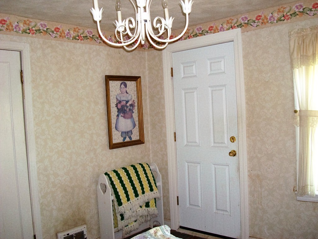 125 Ashbrook Street Springfield, MA 01118 - Photo 8 of 11 a view of a door and an outdoor space