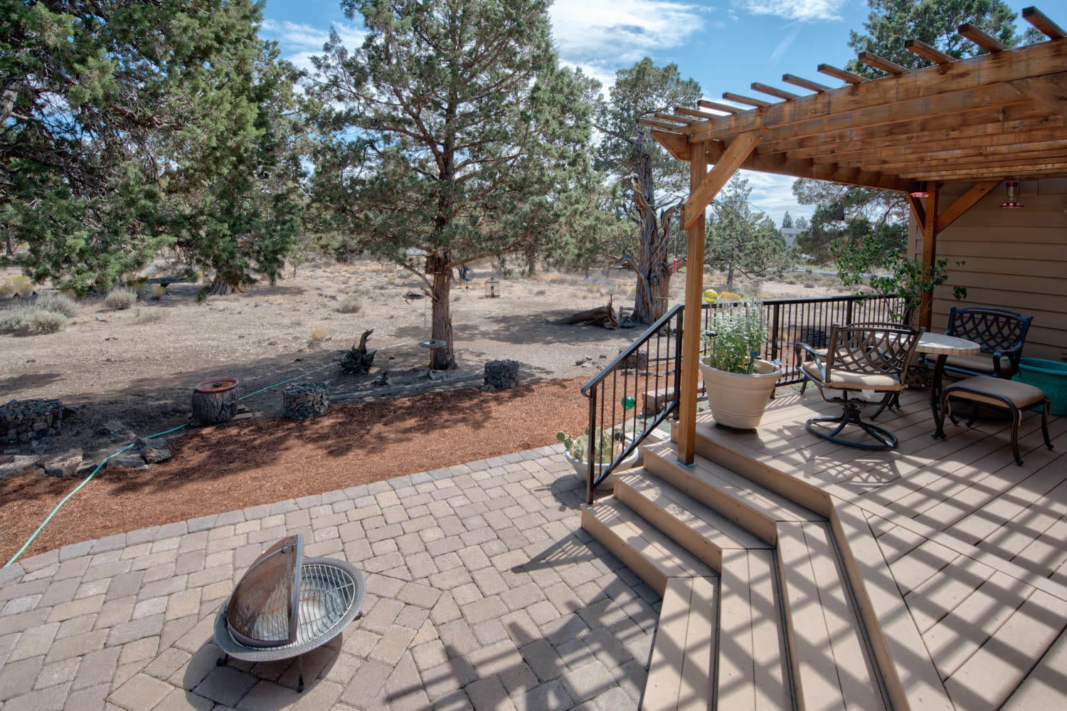 64548 Joe Neil Road Bend, OR 97701 - Photo 41 of 50 Deck & Patio
