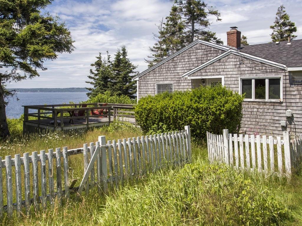 49 Penobscot Road Bristol, ME 04554 - Photo 1 of 26 Photo