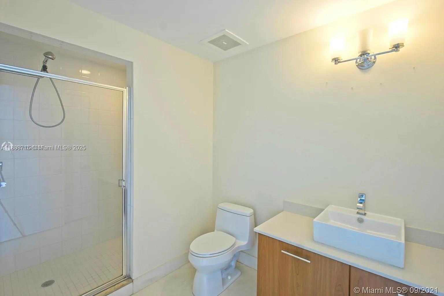 3301 Northeast 1st Avenue, Unit H2413 Miami, FL 33137 - Photo 9 of 10