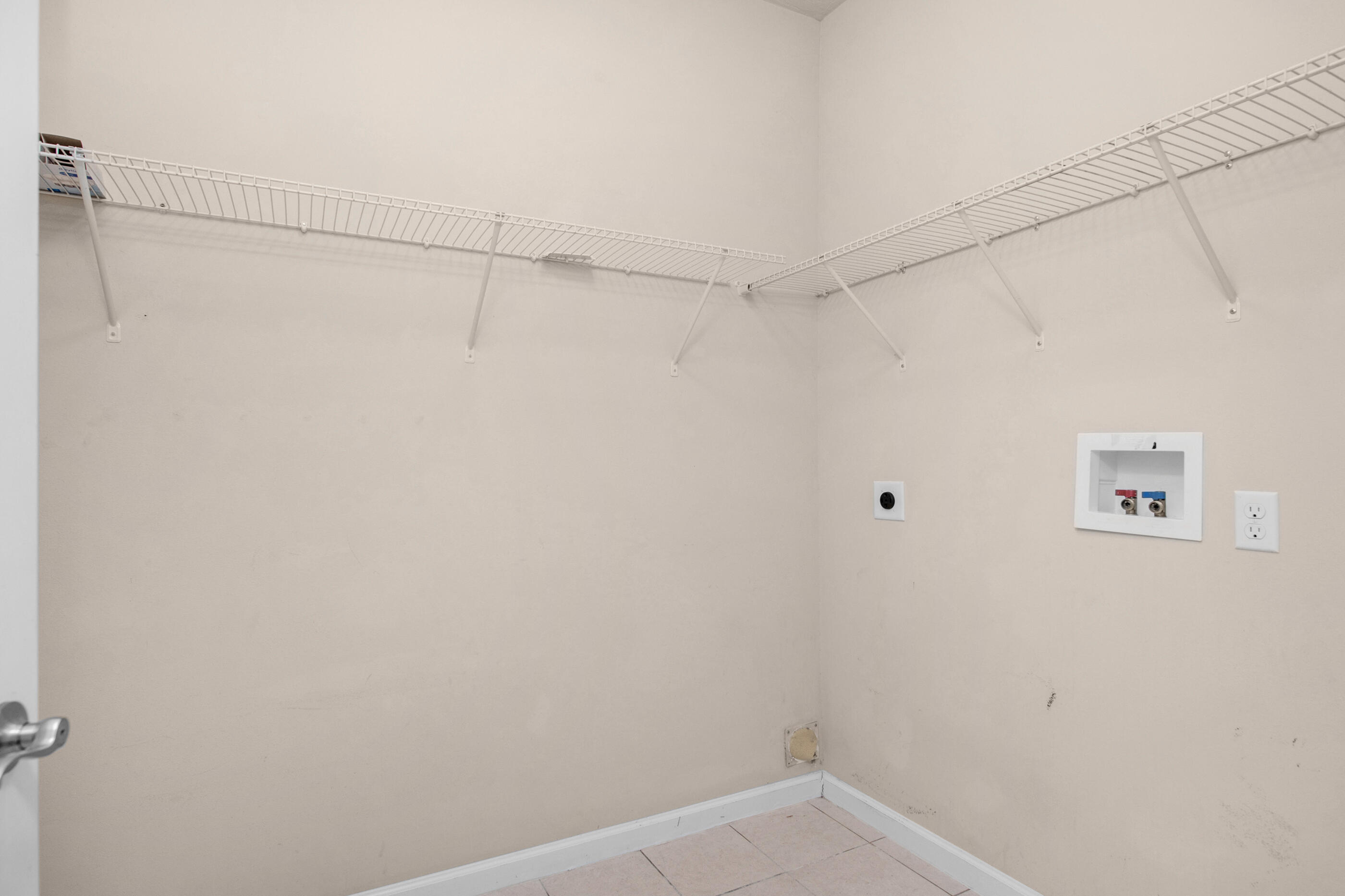 4596 Hermosa Road Crestview, FL 32539 - Photo 14 of 48 Hermosa-13-2