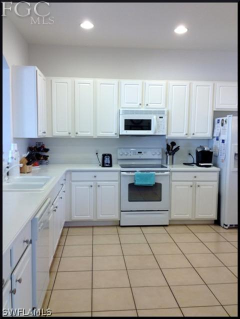 9118 Water Tupelo Road Fort Myers, FL 33912 - Photo 4 of 25 Gallery Image 4