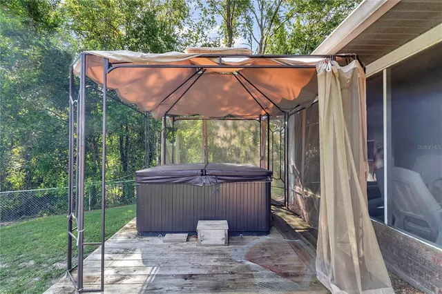 a view of outdoor space