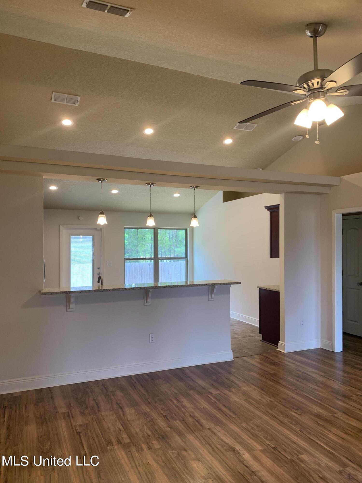 4 Summit View Drive Perkinston, MS 39573 - Photo 10 of 31 IMG_5481 2