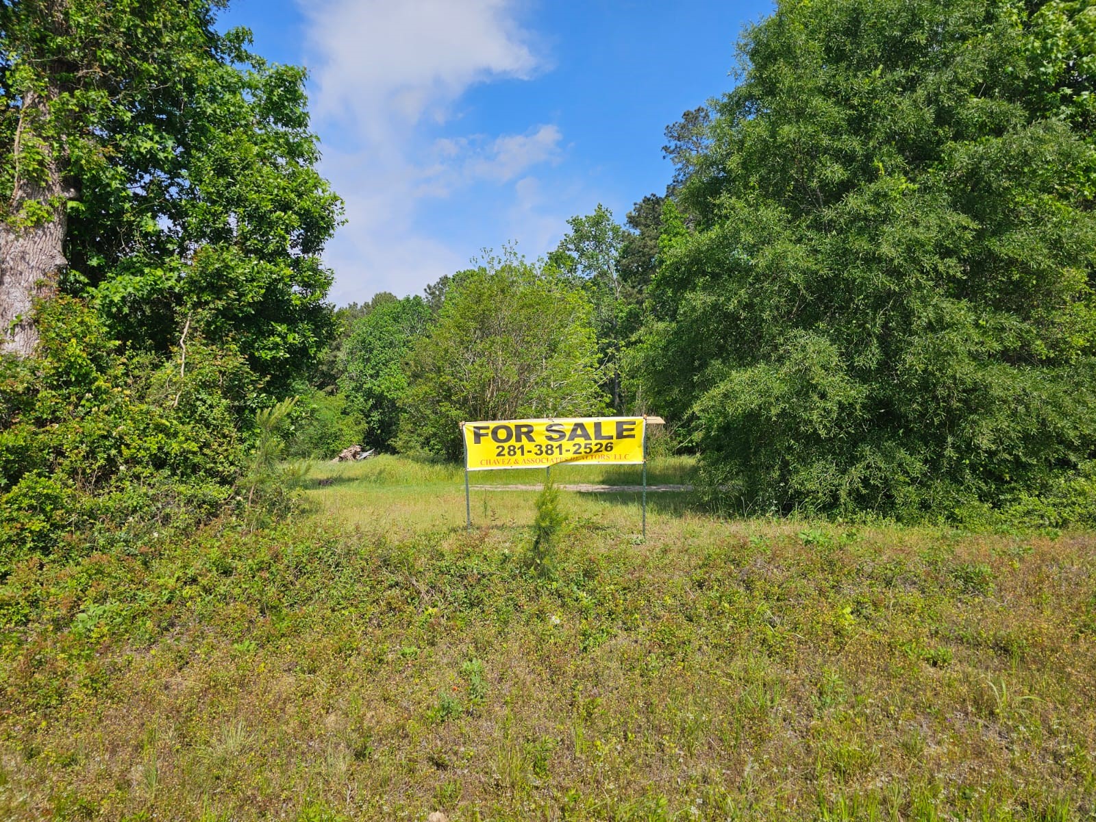 1190 Highway 59 Garrison, TX 75946 - Photo 4 of 12 a sign of golf club on a wall under a tree