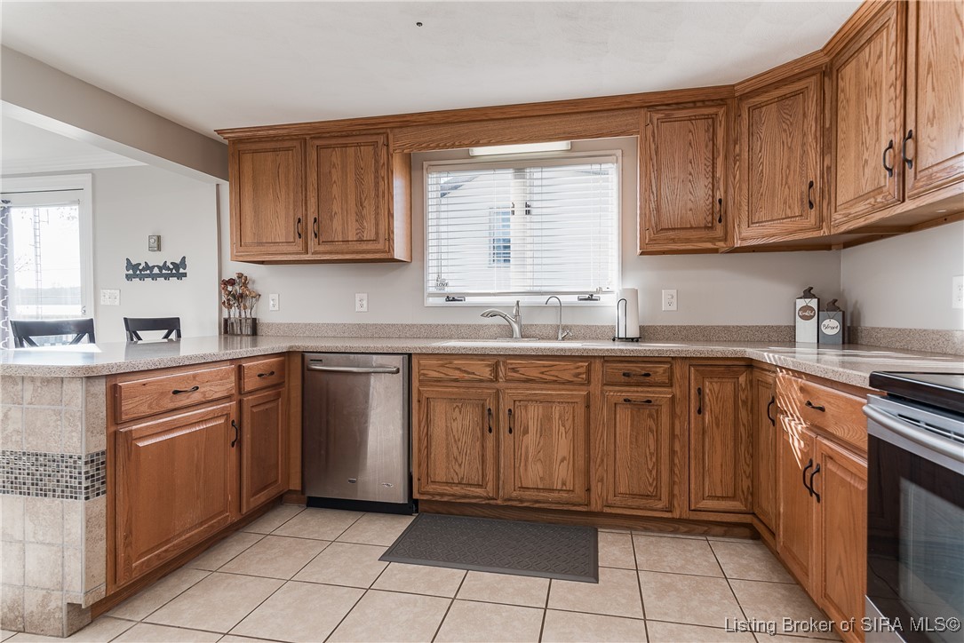 8890 High Street Georgetown, IN 47122 - Photo 12 of 39