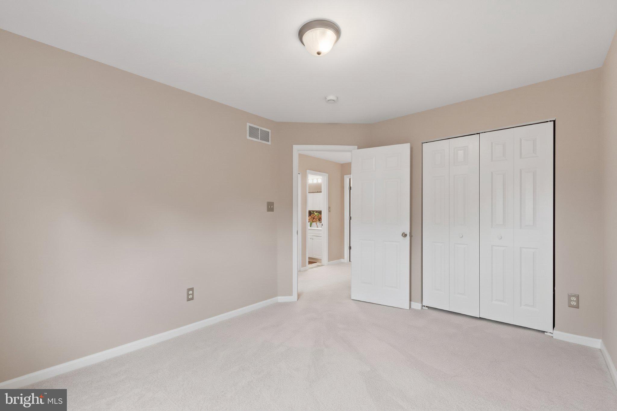 1986 Logan Manor Drive Reston, VA 20190 - Photo 17 of 36 Bedroom #2