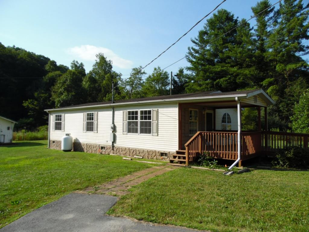 6014 Powell River Road Norton, VA 24273 - Photo 3 of 21 Photo 3