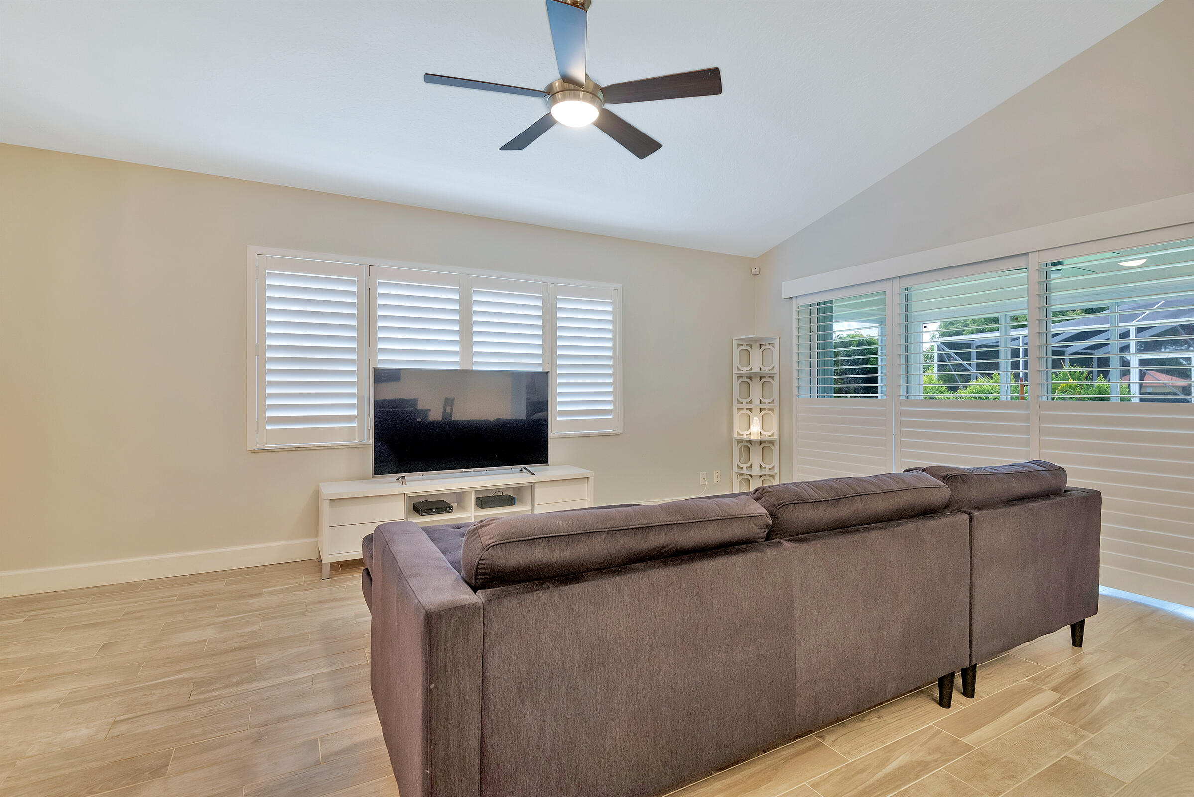 2087 Bonisle Circle Riviera Beach, FL 33418 - Photo 7 of 39 2087 - 007