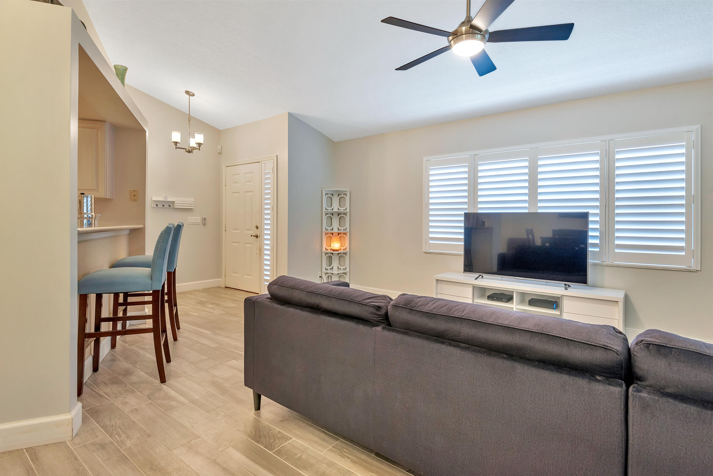 2087 Bonisle Circle Riviera Beach, FL 33418 - Photo 8 of 39 2087 - 008