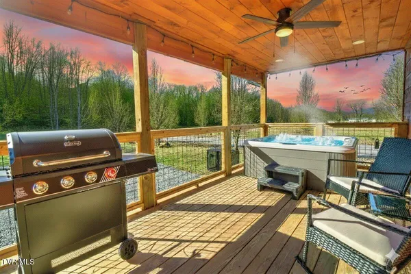 $298,900 | 191 Tn-32 Highway, Cosby, TN 37722