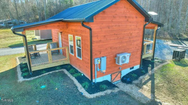 $329,900 | 191 Tn-32 Highway, Cosby, TN 37722