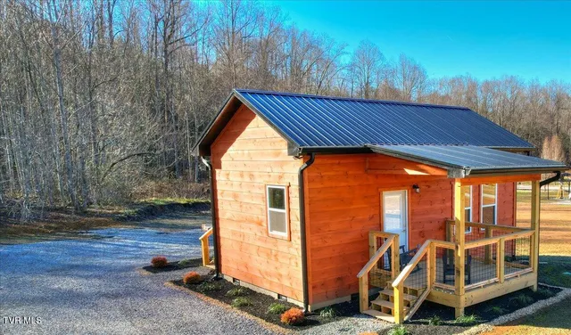 $329,900 | 191 Tn-32 Highway, Cosby, TN 37722