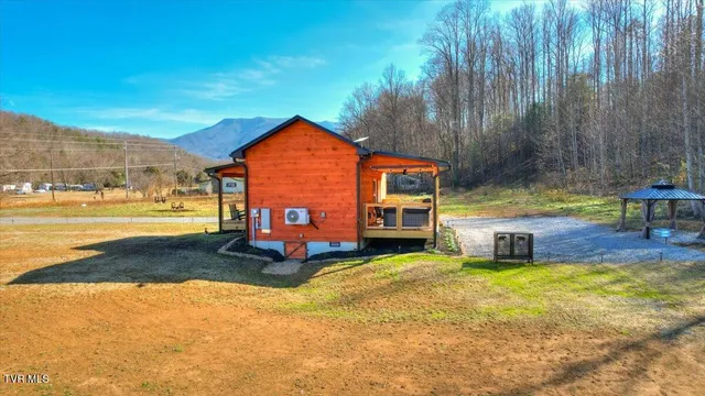 $329,900 | 191 Tn-32 Highway, Cosby, TN 37722