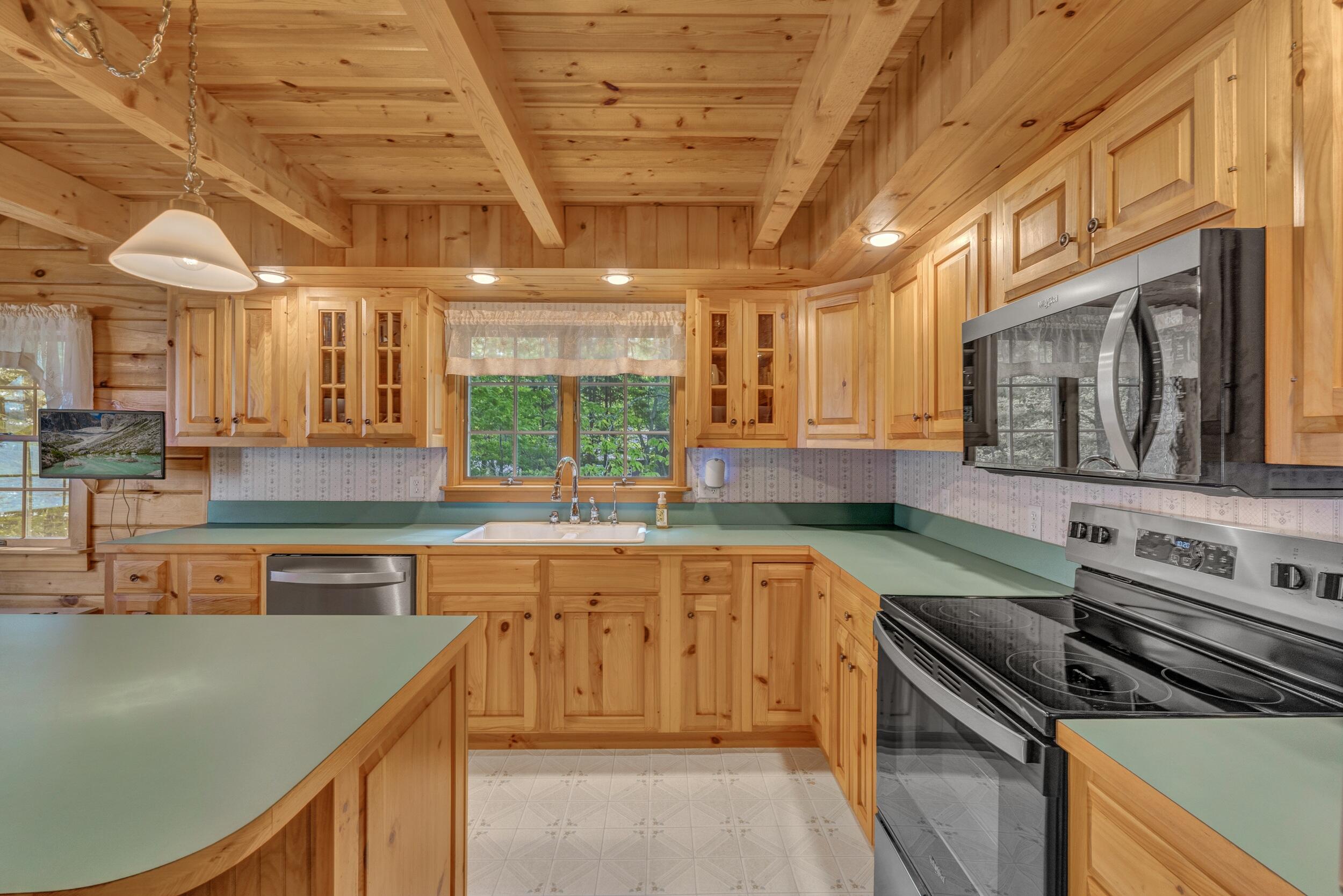 266 South Cove Road Willimantic, ME 04443 - Photo 18 of 53 18