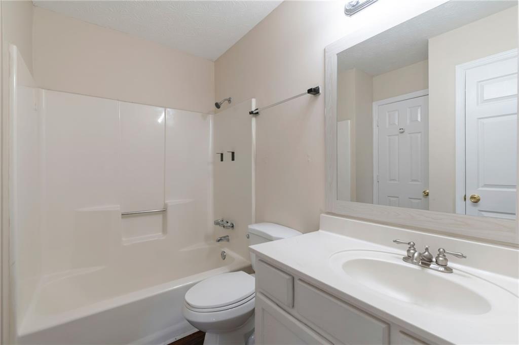 5633 Executive Way Norcross, GA 30071 - Photo 11 of 15