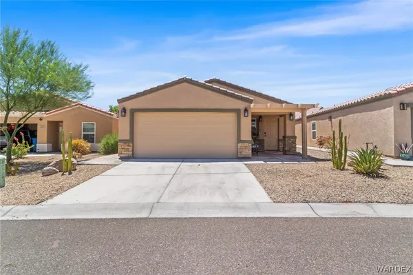 $299,900 | 2405 Sandpiper Drive, Bullhead City, AZ 86442