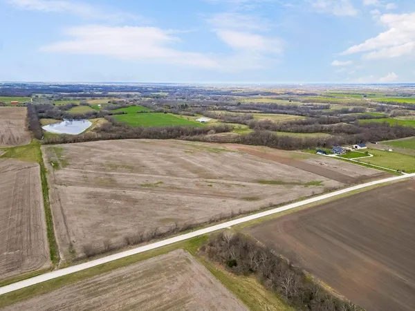 $195,000 | 3 South Pryor Road, Pleasant Hill, MO 64080