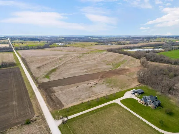 $195,000 | 3 South Pryor Road, Pleasant Hill, MO 64080