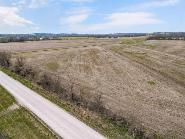 $195,000 | 3 South Pryor Road, Pleasant Hill, MO 64080